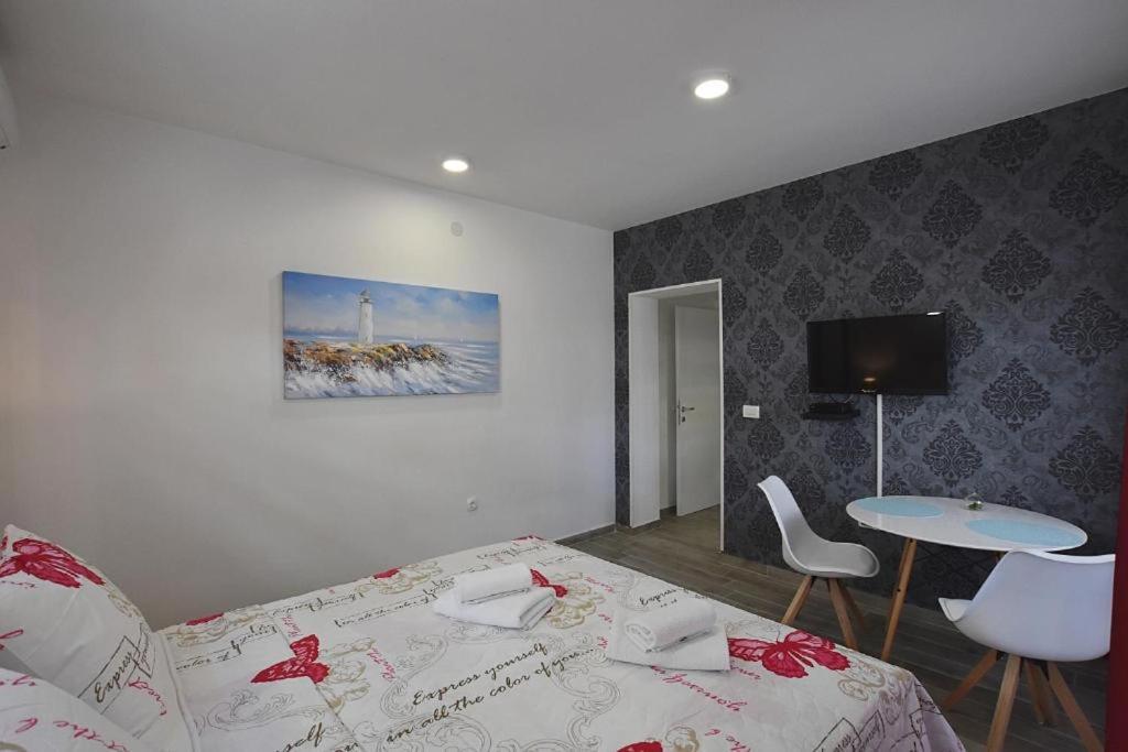 Roko & Borna Self Check - In Apartamento Zadar Exterior foto