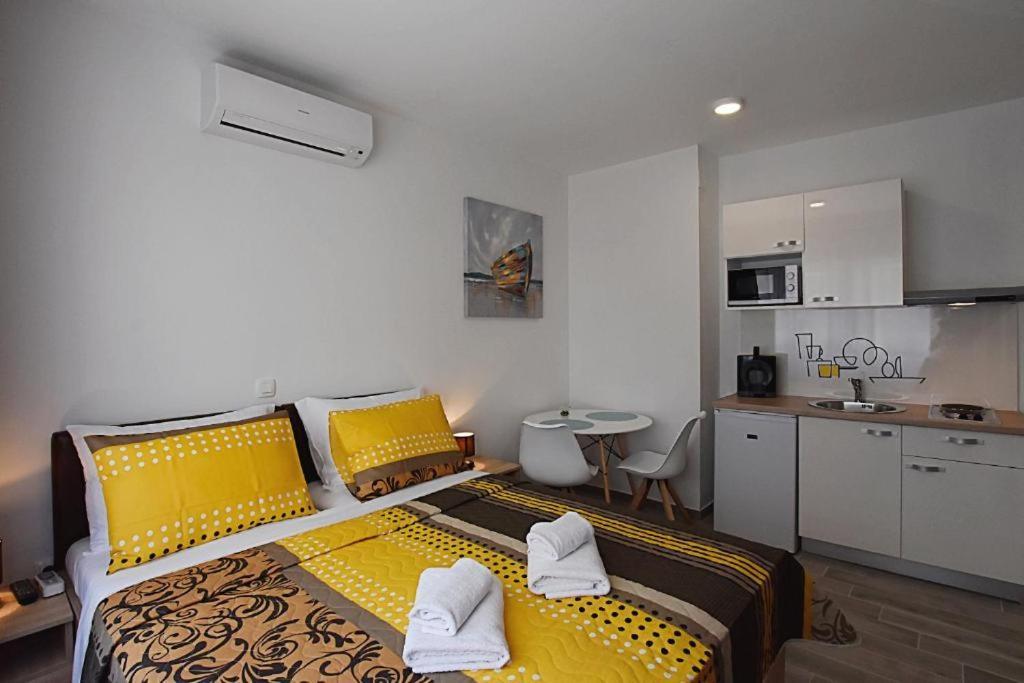 Roko & Borna Self Check - In Apartamento Zadar Exterior foto